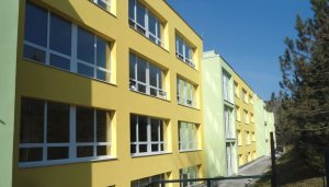 zakladni-skola-a-materska-skola-benesov-nad-ploucnici-opletalova-699-prispevkova-organizace