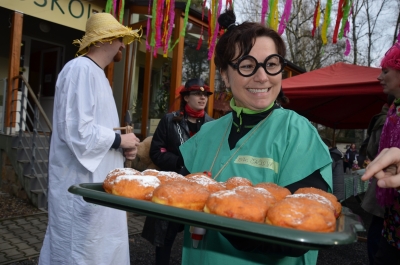 Masopustn&iacute; on-line soutěž: Usmaž koblihu a vyhraj volň&aacute;sky do zoo