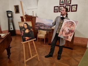 Hran&eacute; nočn&iacute; prohl&iacute;dky na z&aacute;mku